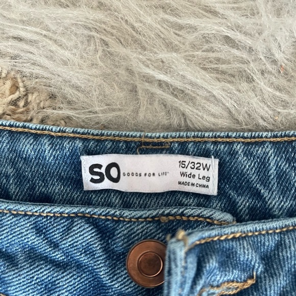 SO Wide Leg Multi Button Jeans - Picture 8 of 10